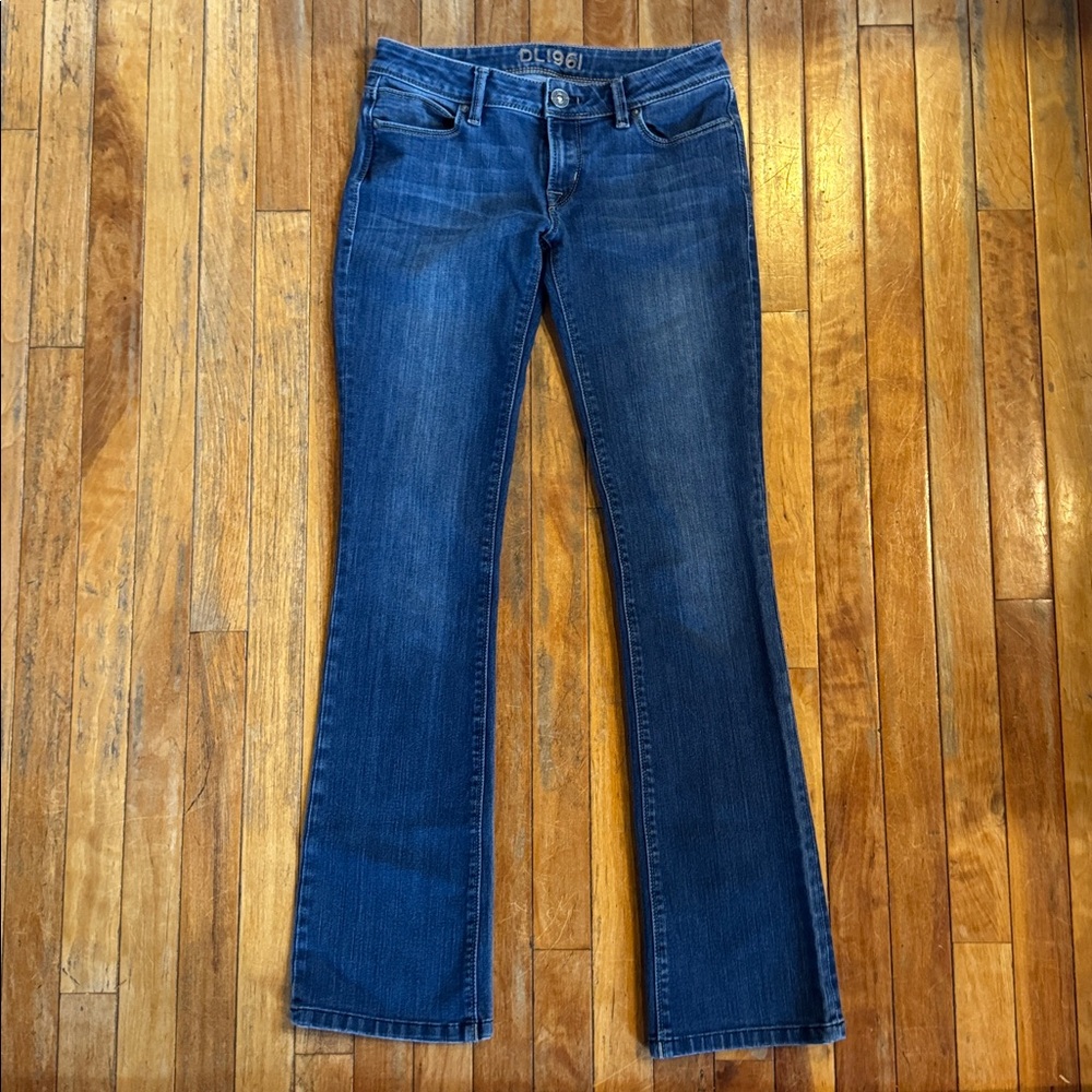 DL1961 Cindy Slim Bootcut in Nirvana